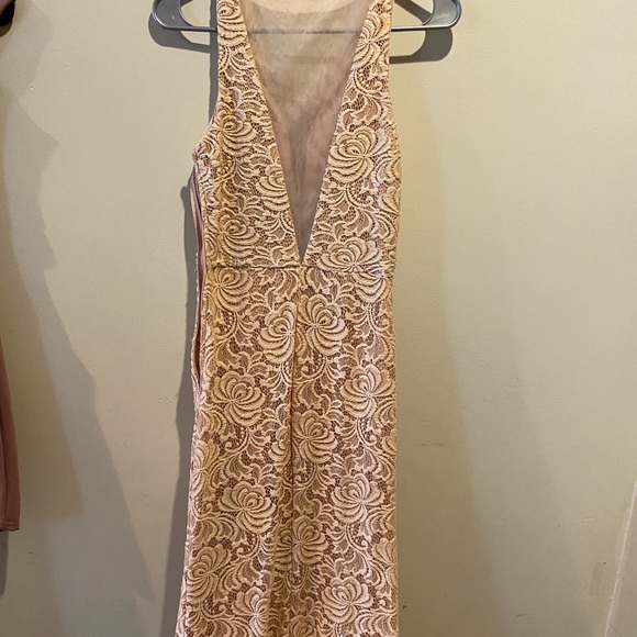 Dress - Picture 3 of 3